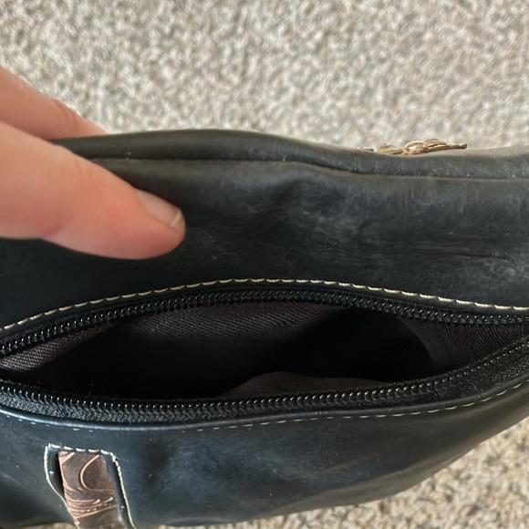 Concealed Leather Purse - Picture 5 of 8